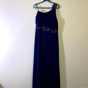Formal Evening Gown (wedding or prom)